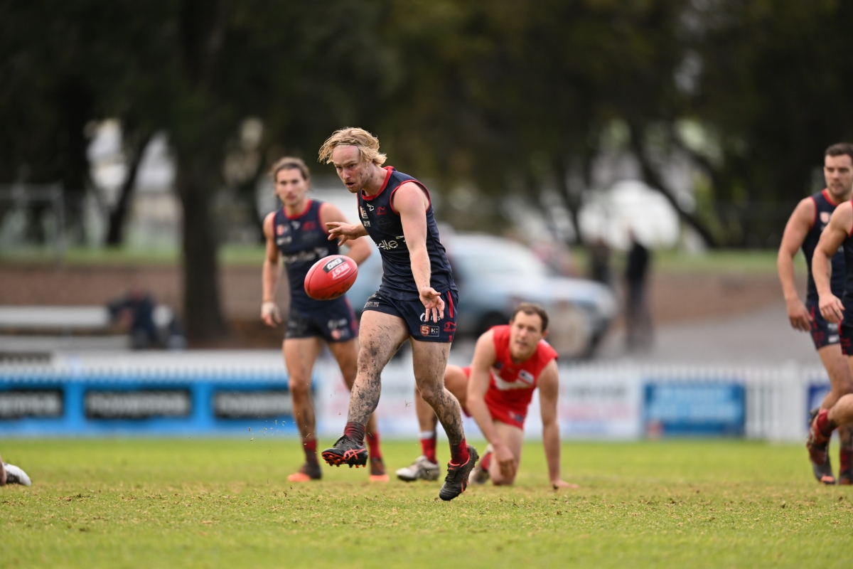 Match Report - Roosters down Legs in close contest - Norwood Football Club